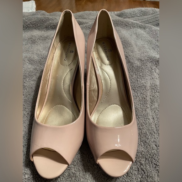 Nude open toe pumps - Picture 4 of 13
